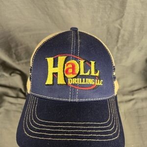 Vintage Headliner Hall Drilling 2 Stripe Mesh Trucker Hat Snapback Hat Cap